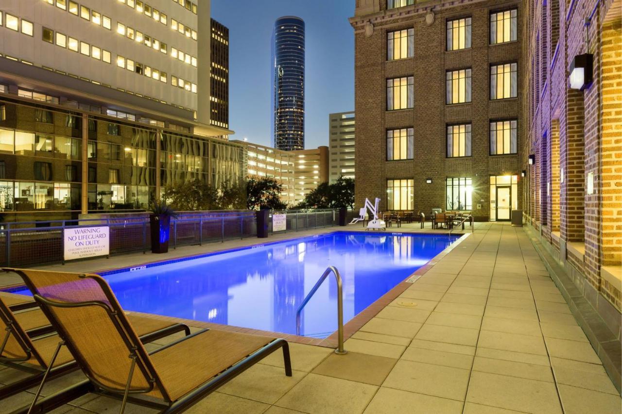 Hotel Courtyard Houston Downtown Convention Center Esterno foto